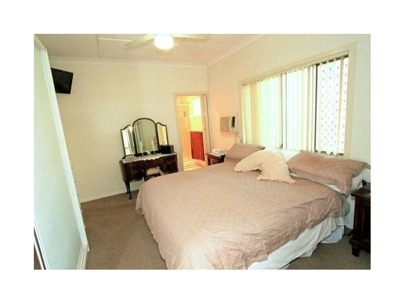 Park Avenue QLD 4701