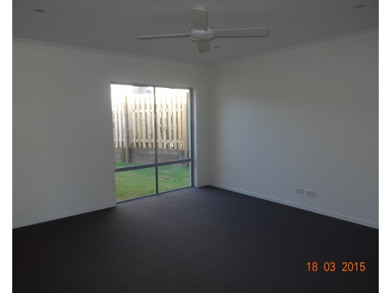 7 Mapleton Crescent, Capalaba QLD 4157