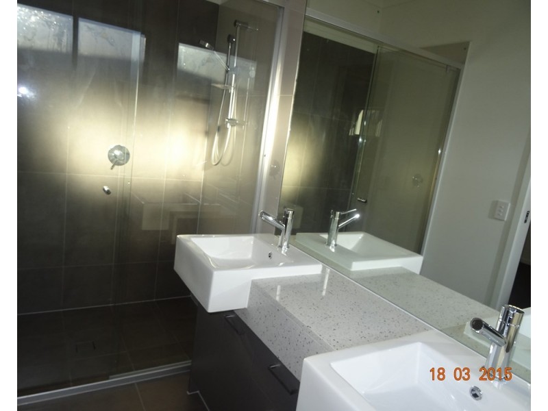 7 Mapleton Crescent, Capalaba QLD 4157