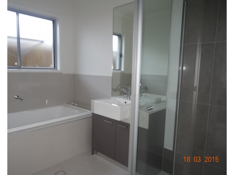 7 Mapleton Crescent, Capalaba QLD 4157