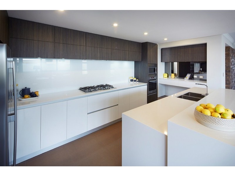 Holland Park West QLD 4121