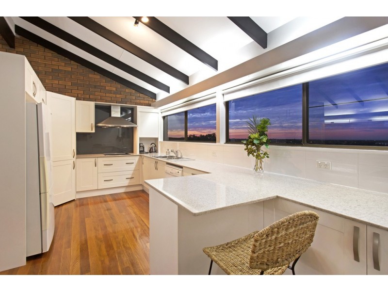 14 Florentine St, Chermside West QLD 4032