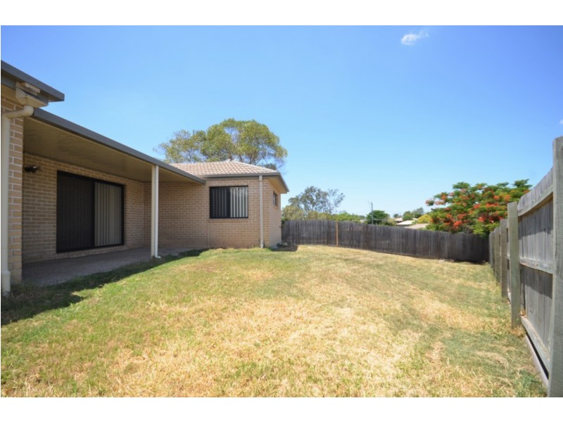 9 Zoe Place, Hillcrest QLD 4118