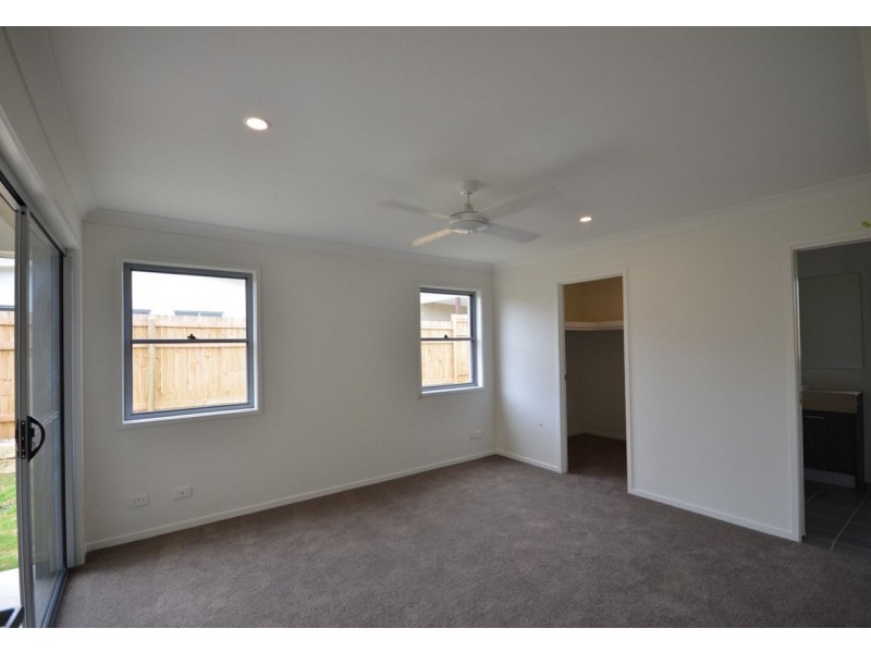 25 Tree Ring Circuit, Mango Hill QLD 4509