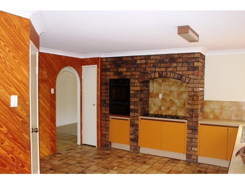 44 Cadogan, Carindale QLD 4152