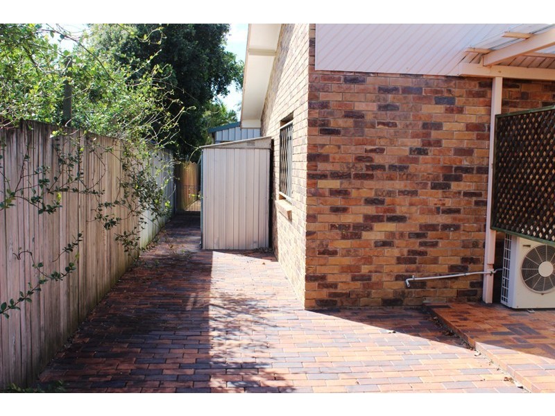 44 Cadogan, Carindale QLD 4152