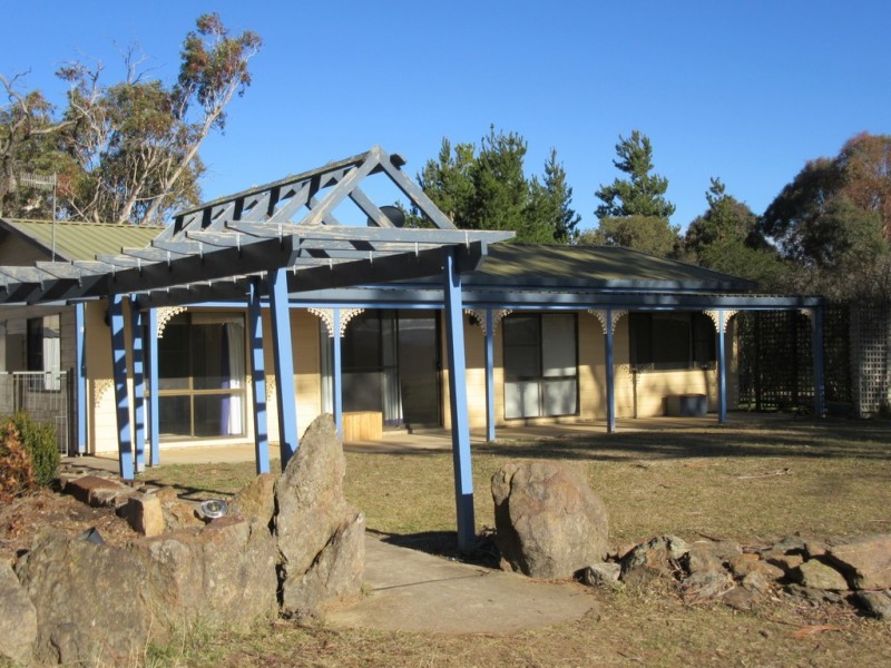 54 Old Mill Road, Cooma NSW 2630