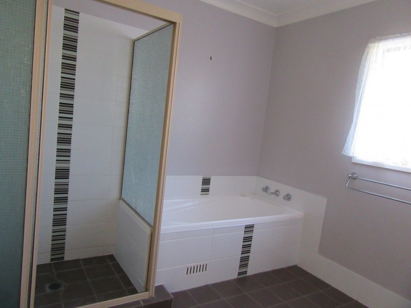 54 Old Mill Road, Cooma NSW 2630