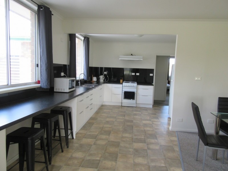 18 York St, Adaminaby NSW 2629