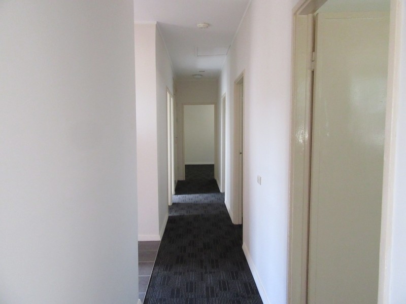 10 Gerelong Place, Cooma NSW 2630