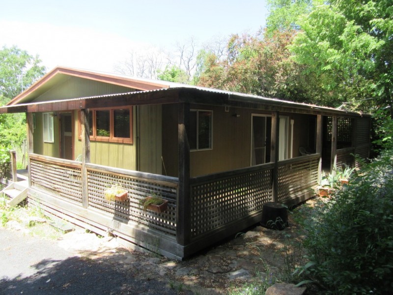 16 Lambie  St, Cooma NSW 2630