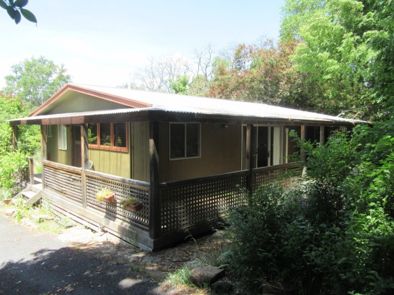 16 Lambie  St, Cooma NSW 2630