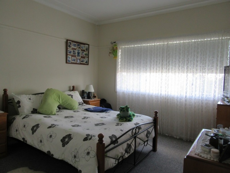 27 Jerrang Ave, Cooma NSW 2630