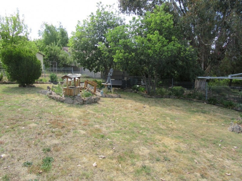 27 Jerrang Ave, Cooma NSW 2630