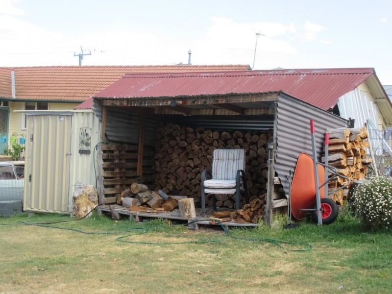 27 Jerrang Ave, Cooma NSW 2630
