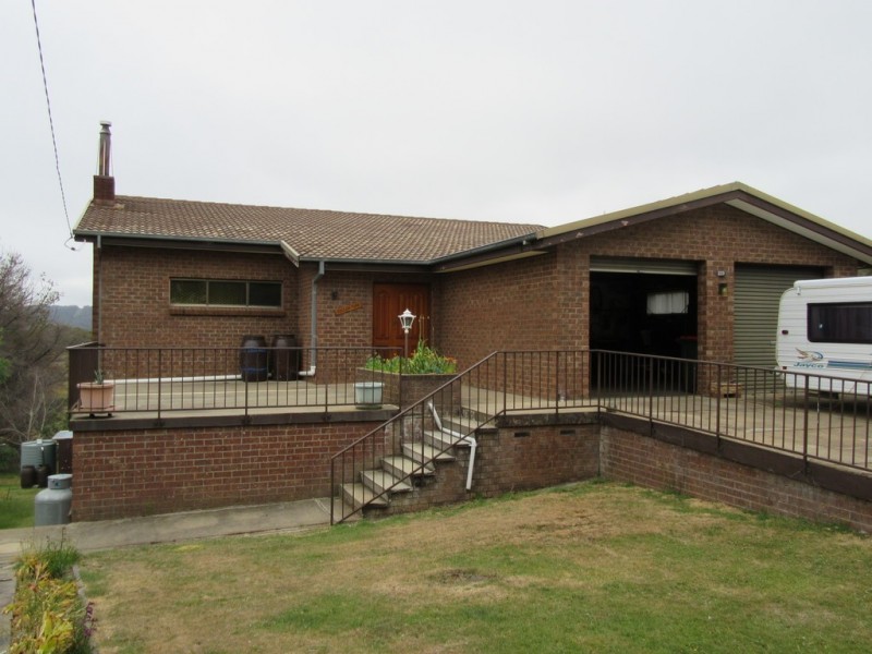 10 Headland Rd, Anglers Reach NSW 2629