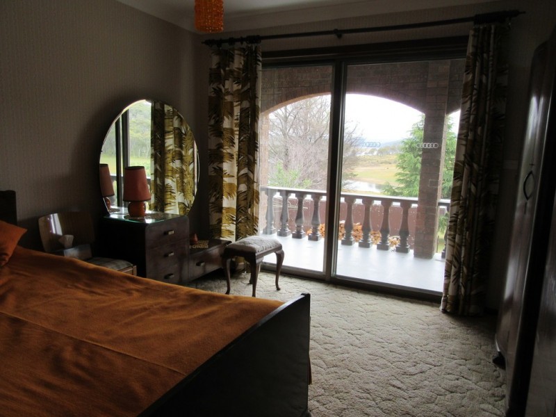 10 Headland Rd, Anglers Reach NSW 2629