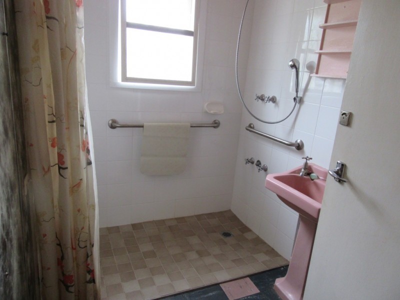 4 Buchan Pde, Cooma NSW 2630