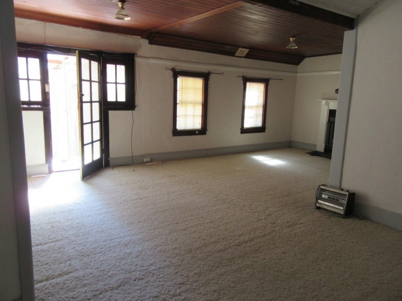 16 Florence st, Berridale NSW 2628