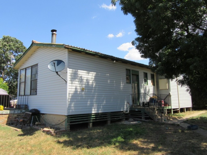 96 Wangie St, Cooma NSW 2630
