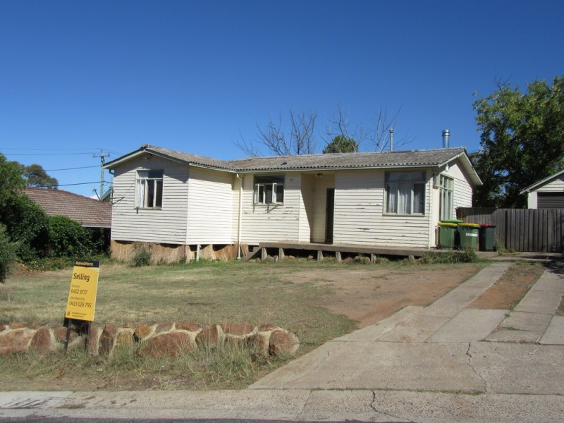 1 Mullan Pl, Cooma NSW 2630