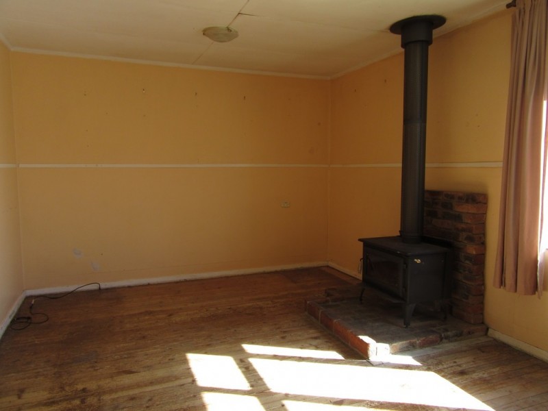 1 Mullan Pl, Cooma NSW 2630