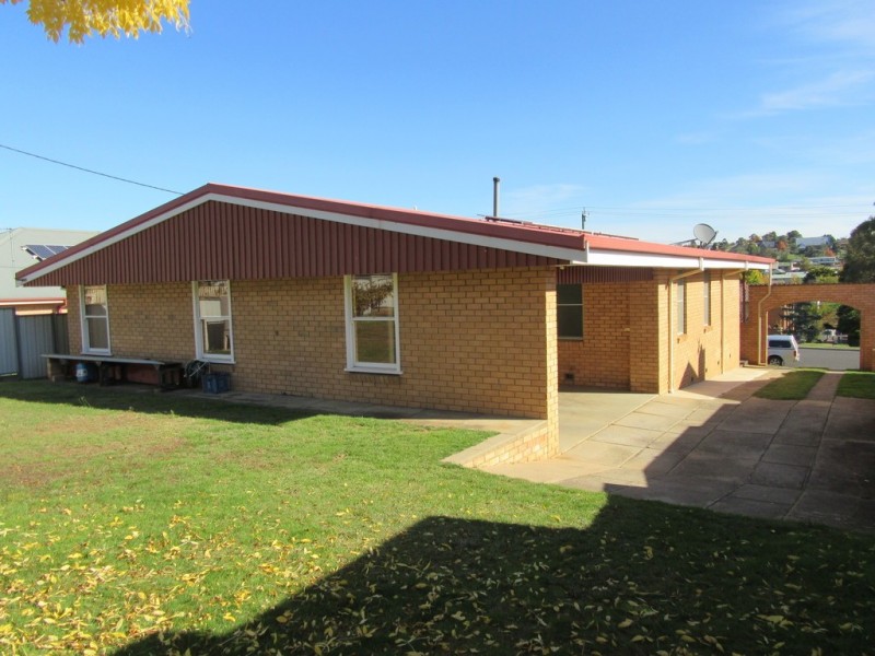 48 Baron St, Cooma NSW 2630