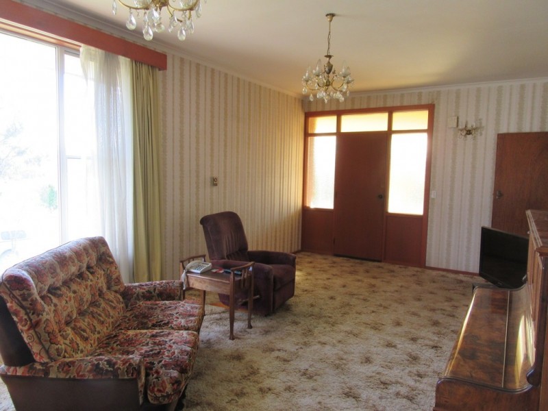 48 Baron St, Cooma NSW 2630