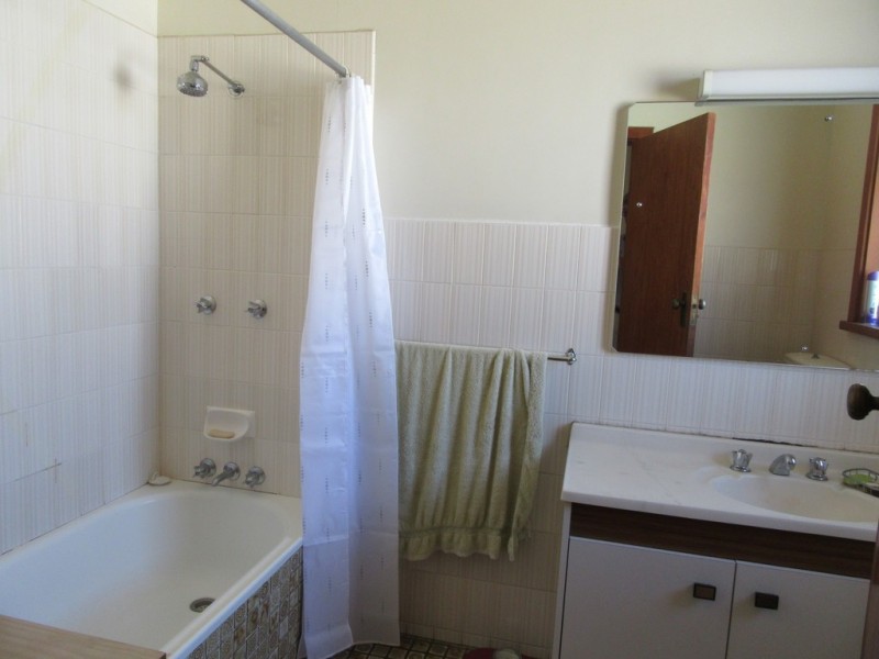 48 Baron St, Cooma NSW 2630