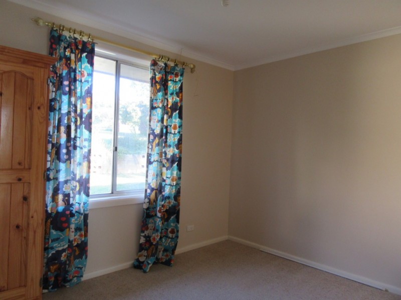 4 Woolalla st, Cooma NSW 2630