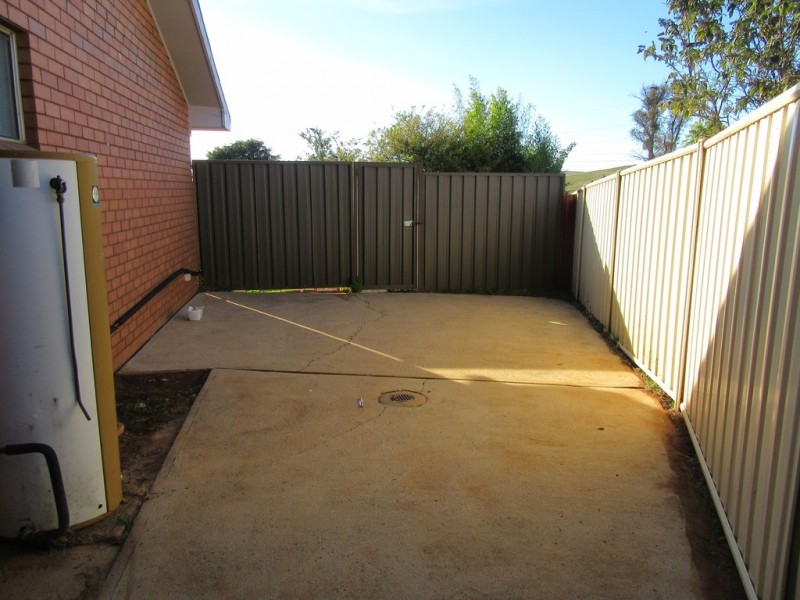 4 Woolalla st, Cooma NSW 2630