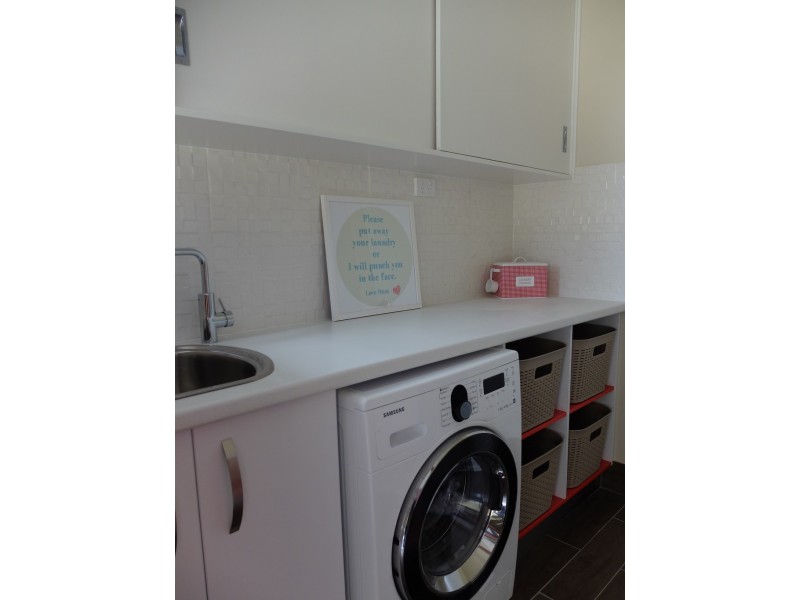 59 Hawkins St, Cooma NSW 2630