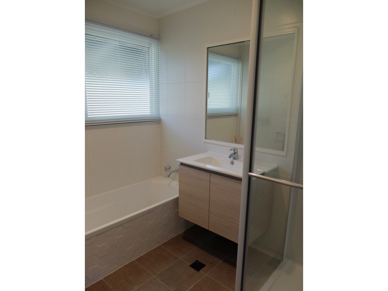 59 Hawkins St, Cooma NSW 2630