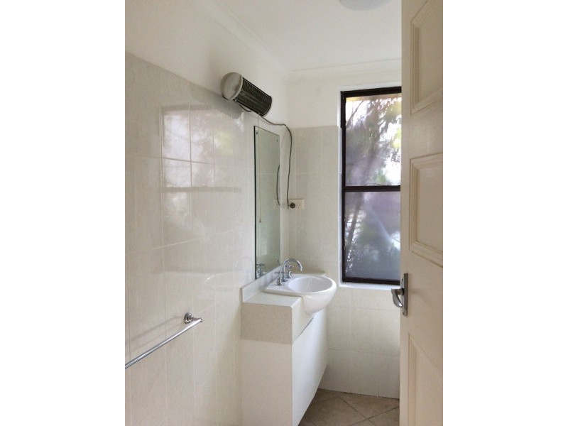 11 Sharp St, Cooma NSW 2630