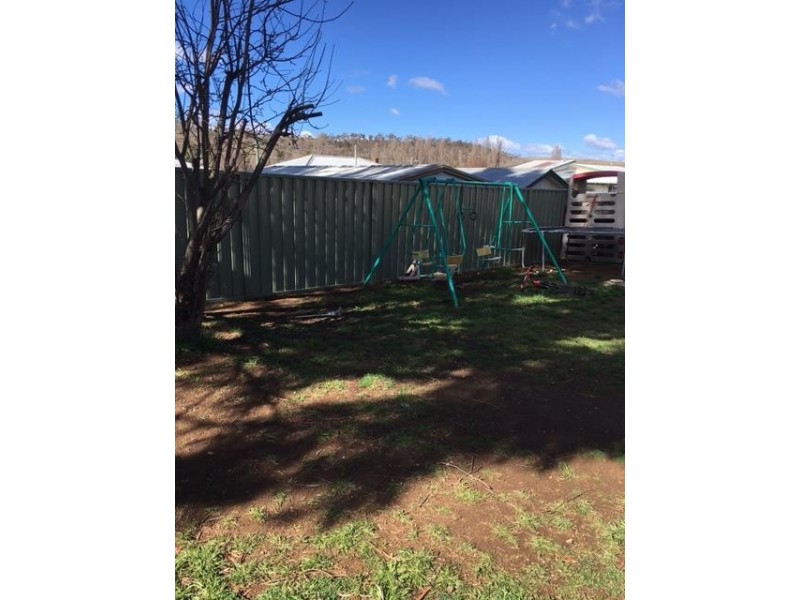 10 Norman Dykes Ave, Cooma NSW 2630