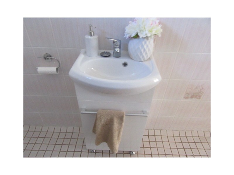 6 Amaroo Street, Cooma NSW 2630