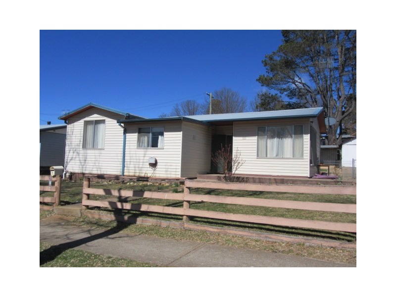 35 Wangie St, Cooma NSW 2630