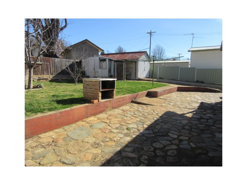 35 Wangie St, Cooma NSW 2630
