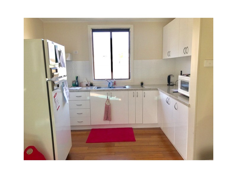 8 Denison St, Cooma NSW 2630