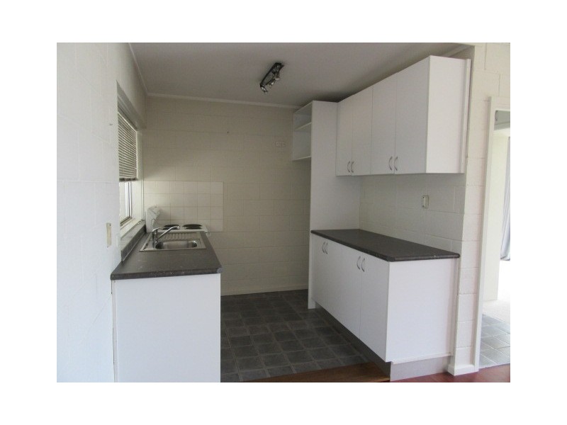 1/9 Sir William Hudson, Cooma NSW 2630