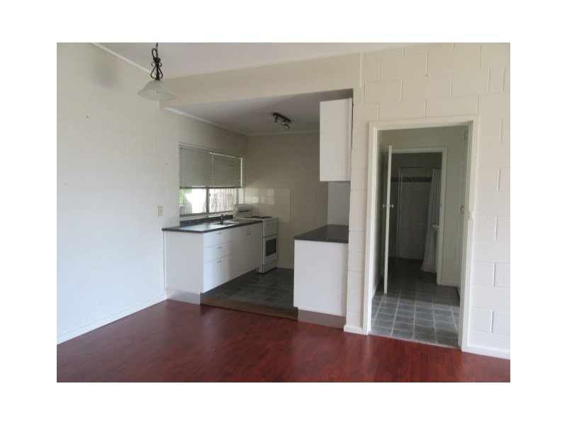1/9 Sir William Hudson, Cooma NSW 2630