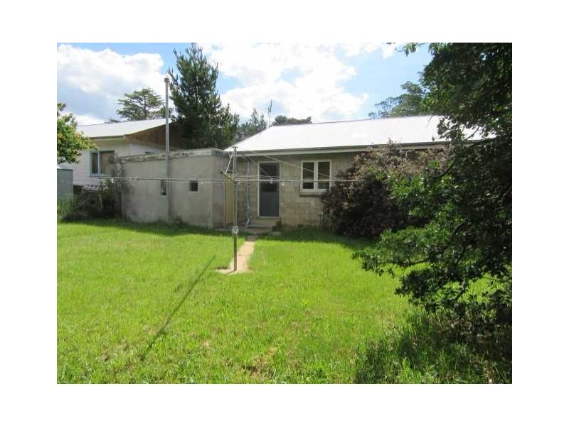 8 Buchan Pde, Cooma NSW 2630