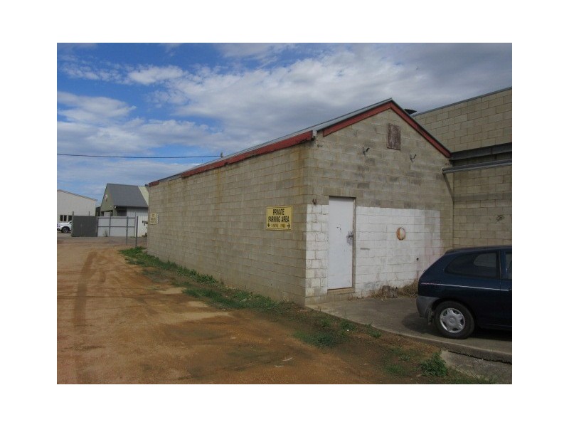 26B BOMBALA STREET, Cooma NSW 2630