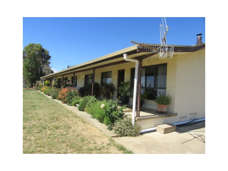 90 OLD ADAMINABY ROAD, Adaminaby NSW 2629
