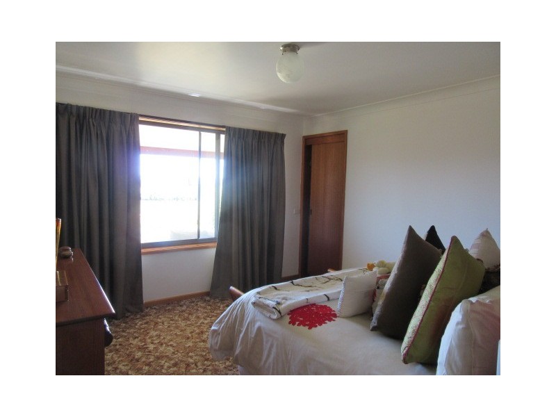 90 OLD ADAMINABY ROAD, Adaminaby NSW 2629