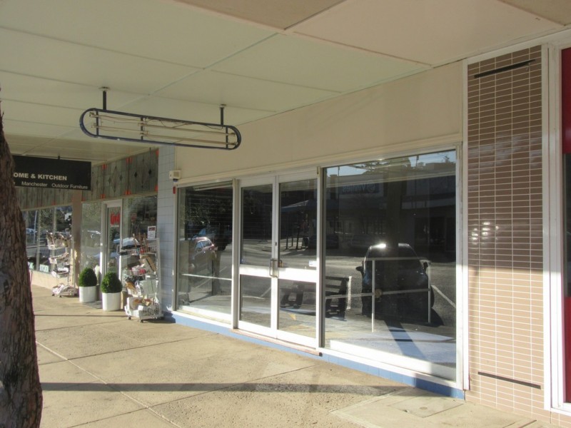 38 Vale St, Cooma NSW 2630