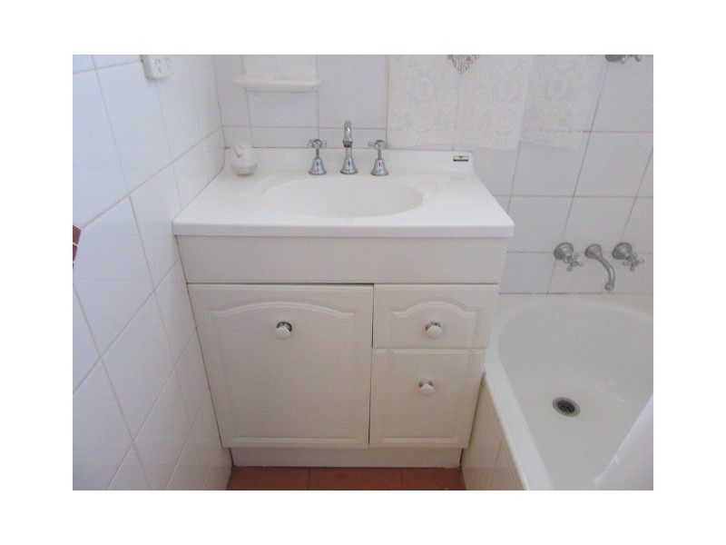 1 Nadoo Place, Cooma NSW 2630