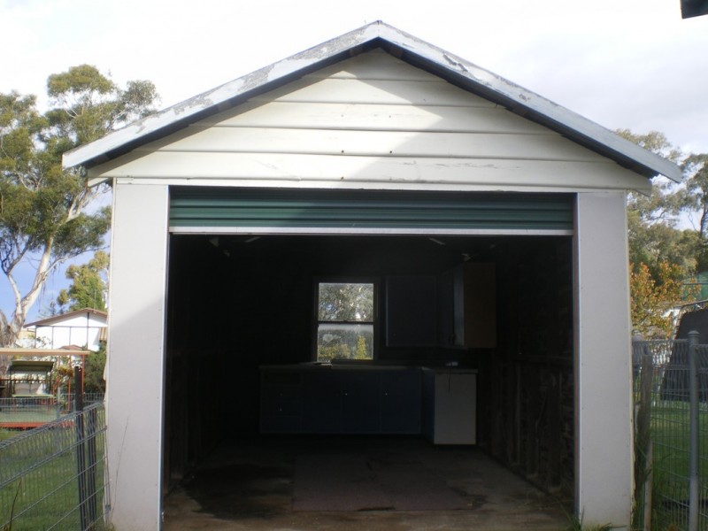 1 Nadoo Place, Cooma NSW 2630