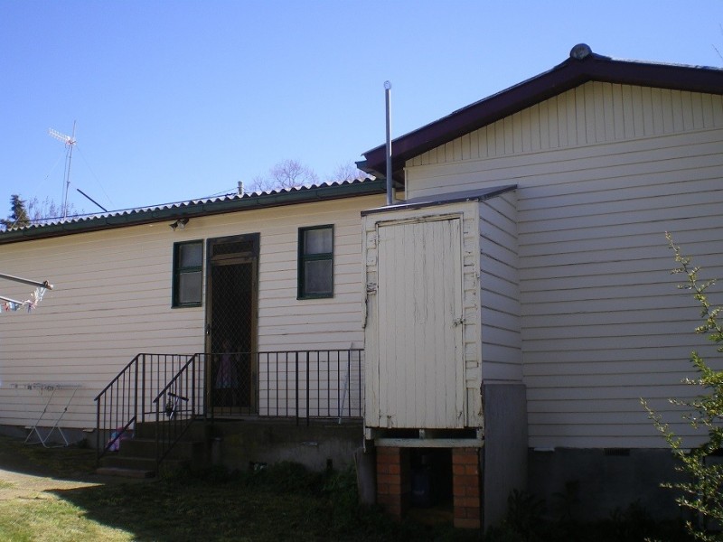 1 Nadoo Place, Cooma NSW 2630