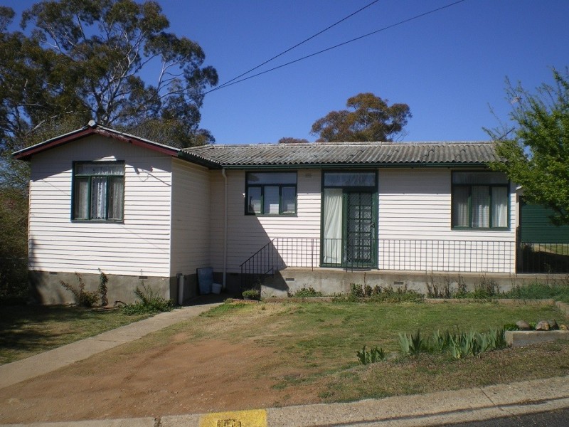 1 Nadoo Place, Cooma NSW 2630